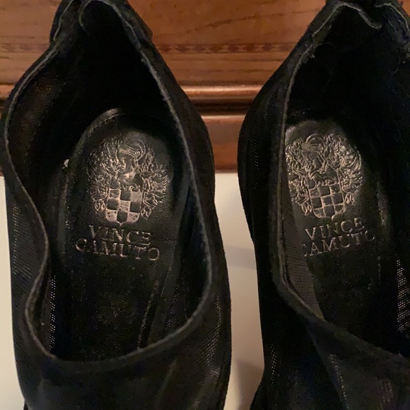 Vince Camuto Open toe high heel textured mesh boots - Picture 4 of 6